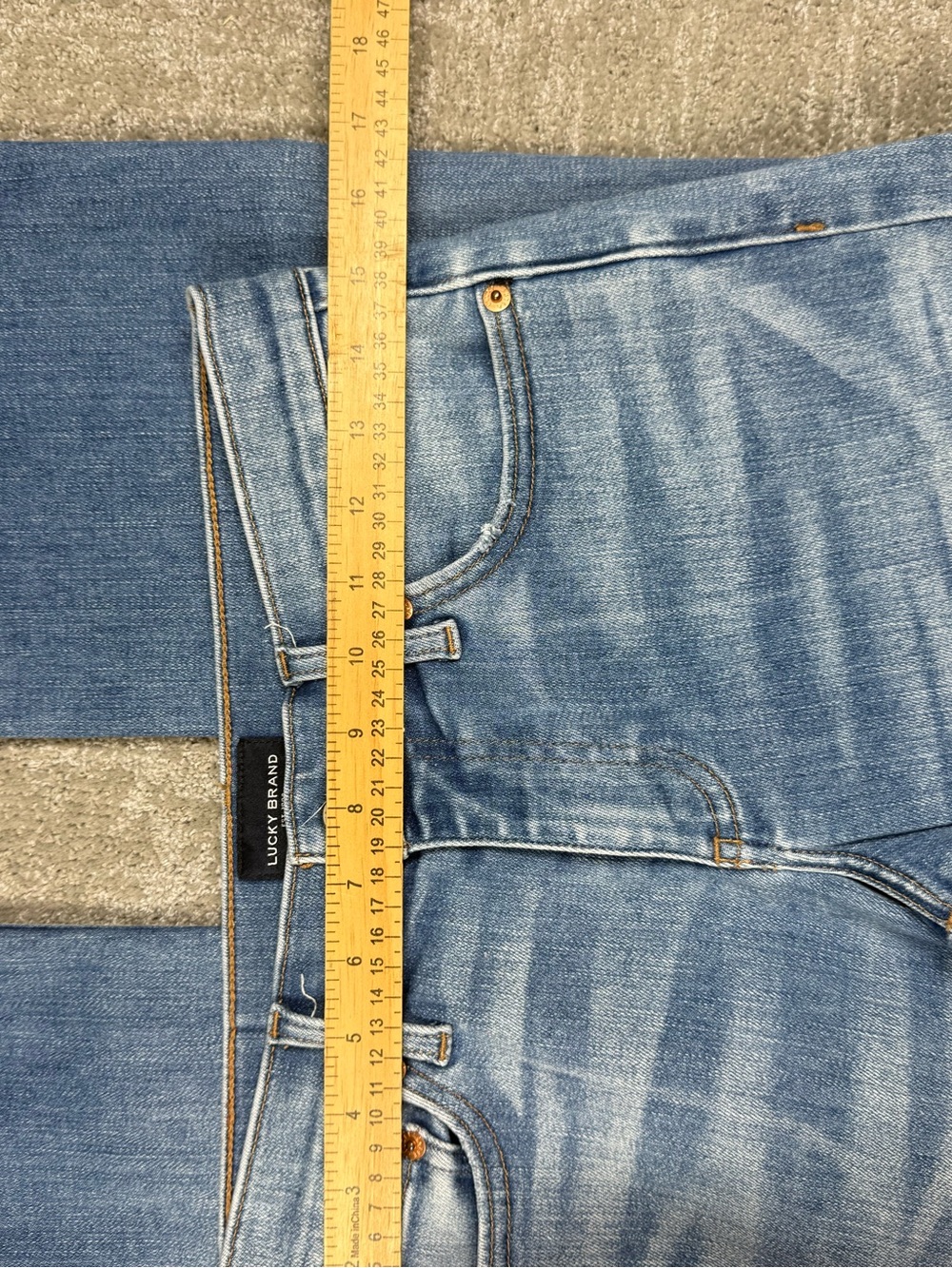 Lucky Brand Slim Boot Straight leg Raw Hem Jean Women Size 6/28 - Picture 2 of 7
